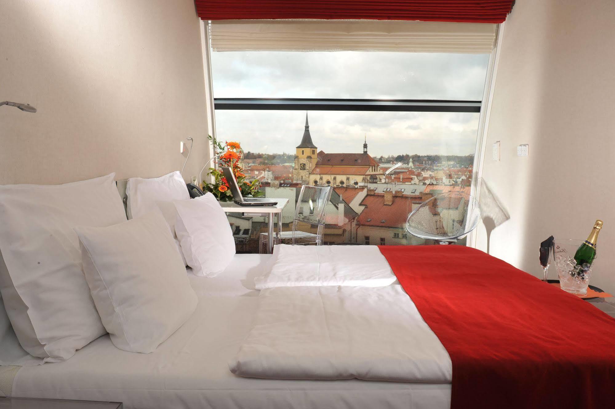 Design Metropol Hotel 4*